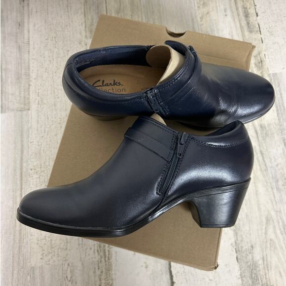 Clarks womens 8 Emily2 erin navy blue leather bootie low heel zip buckle shoe - Picture 7 of 8
